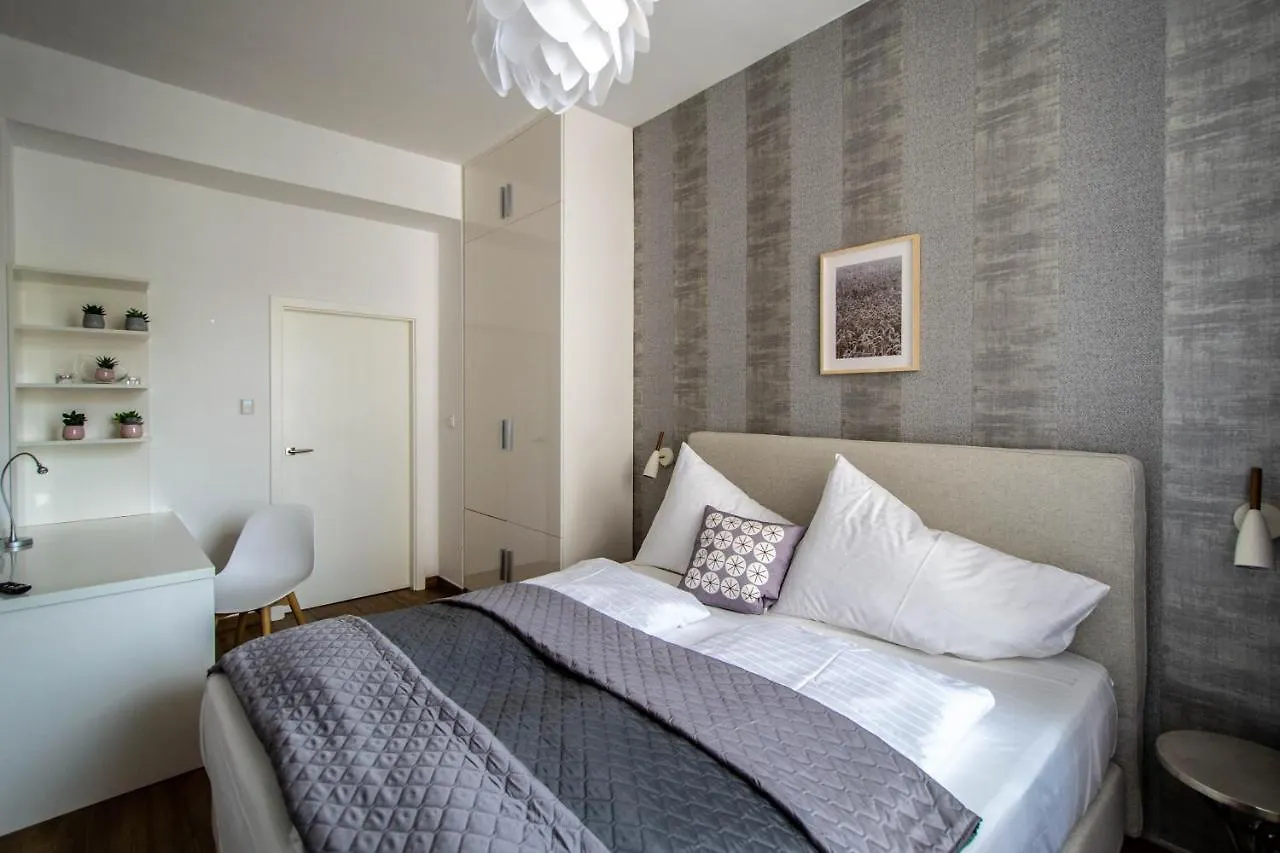 Lejlighed Executive Bright Apt. By Ruterra Prag