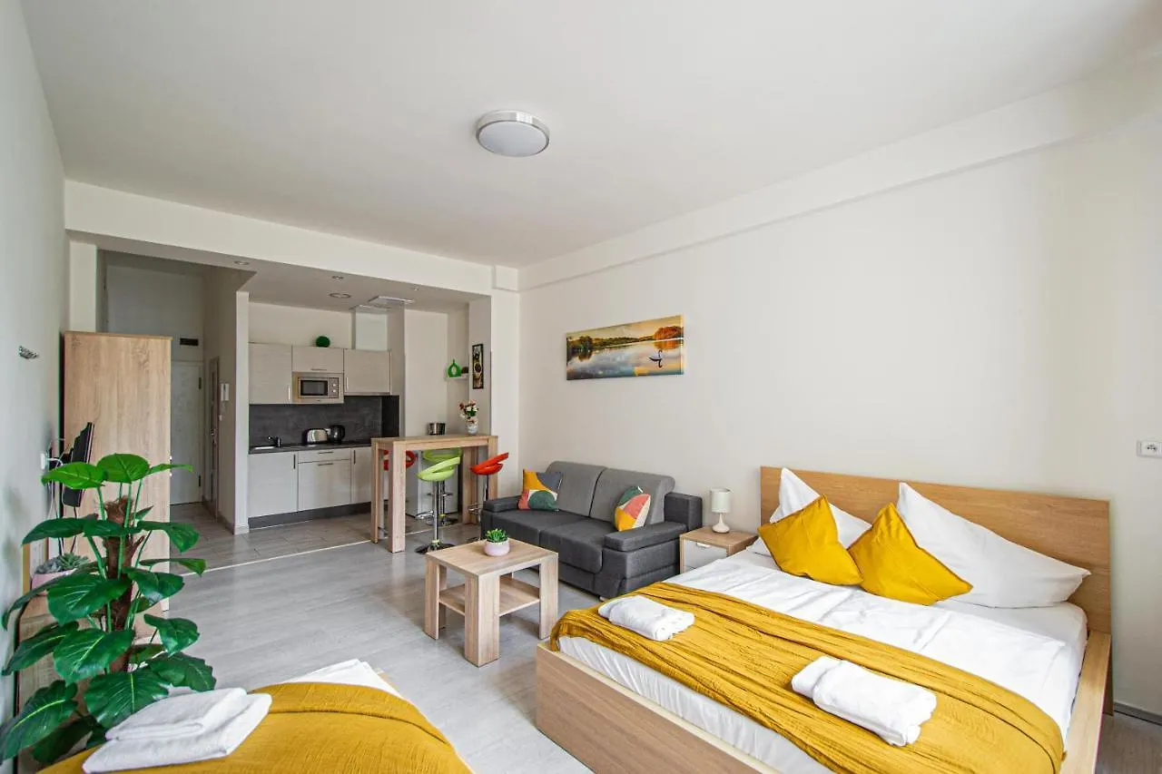Executive Bright Apt. By Ruterra Apartment Prague
